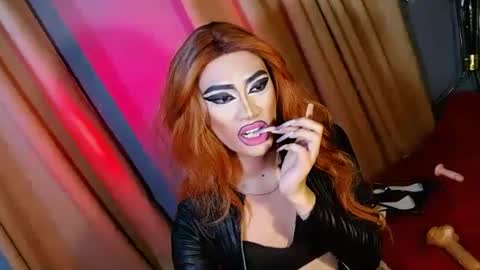 miss yasii online show from January 11, 2025, 6:12 pm