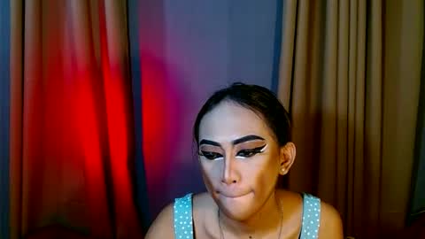 miss yasii online show from January 15, 2025, 4:32 pm