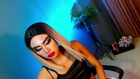 miss yasii online show from February 18, 2025, 3:21 pm