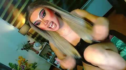 Snapshot of yasii19 chatting on May 1, 2026, 3:05 pm miss yasii online show from May 1, 2026, 3:05 pm