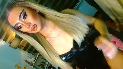 Snapshot of yasii19 chatting on May 9, 2026, 1:38 pm miss yasii online show from May 9, 2026, 1:38 pm