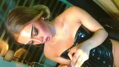 miss yasii online show from June 13, 2026, 2:04 pm