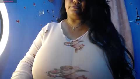 Yasmin online show from January 19, 2025, 10:49 pm