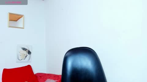 Yasemin online show from November 1, 2025, 11:12 am