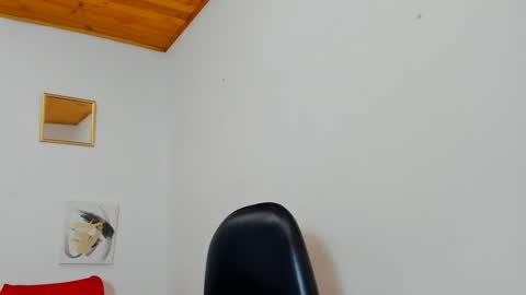 Yasemin online show from December 23, 2025, 10:24 am