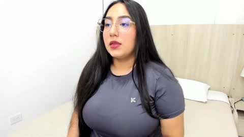 Yasmin Ortiz online show from March 13, 2026, 3:46 am