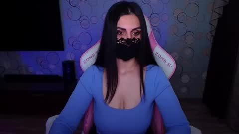 yasmina online show from March 26, 2026, 4:29 am