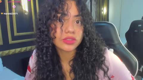 yaya23x online show from September 19, 2025, 2:29 pm