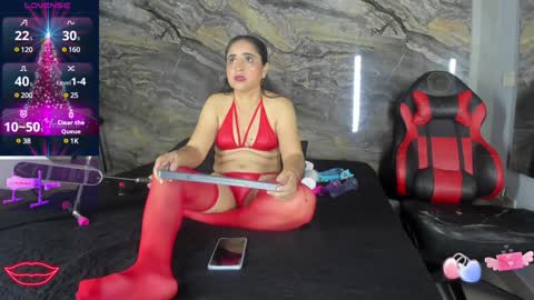 yaya____ online show from December 29, 2024, 4:05 am