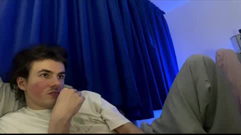 yayay333 online show from December 22, 2025, 4:26 pm