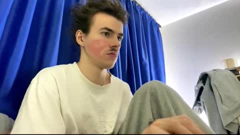 yayay333 online show from March 4, 2026, 11:11 pm