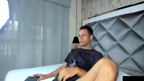 yayi derek  online show from January 21, 2025, 11:56 am