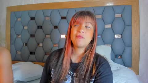 yayi derek  online show from September 17, 2025, 11:34 am