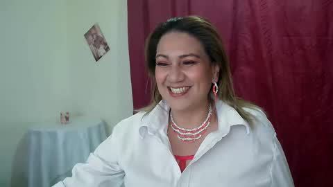 yayita online show from January 19, 2025, 1:55 pm