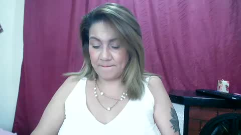 yayita online show from February 24, 2025, 2:04 pm
