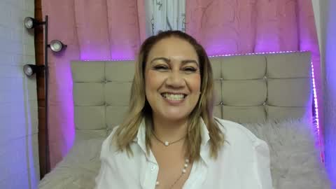 yayita online show from March 10, 2025, 2:16 pm