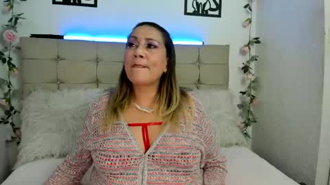 Snapshot of yayita_mature chatting on September 27, 2025, 1:27 pm yayita online show from September 27, 2025, 1:27 pm