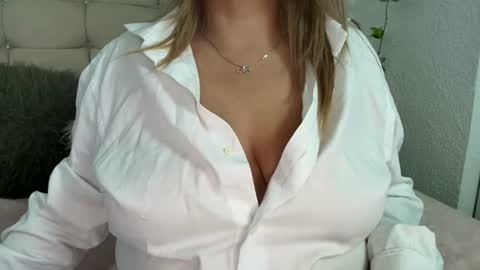 yayita online show from July 31, 2026, 5:12 pm