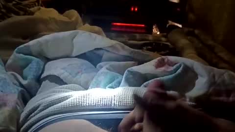 ychey2k8 online show from December 3, 2025, 4:27 pm