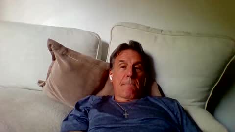 Snapshot of yeah_baby6988 chatting on April 27, 2026, 1:25 am yeah_baby6988 online show from April 27, 2026, 1:25 am