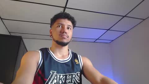 Snapshot of yeff_stone chatting on October 15, 2025, 11:49 pm yeff online show from October 15, 2025, 11:49 pm