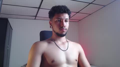 Snapshot of yeff_stone chatting on October 24, 2025, 1:03 am yeff online show from October 24, 2025, 1:03 am