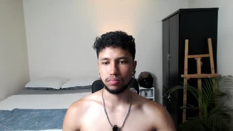 Snapshot of yeff_stone chatting on May 29, 2026, 12:08 am yeff online show from May 29, 2026, 12:08 am