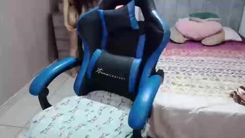 Snapshot of yeibles_hana2 chatting on October 17, 2025, 12:47 am yeibles_hana2 online show from October 17, 2025, 12:47 am