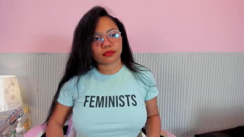 Snapshot of yeika_foxy chatting on October 25, 2025, 10:56 am yeika_foxy online show from October 25, 2025, 10:56 am