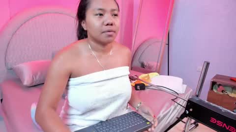 Snapshot of yeika_foxy chatting on April 21, 2026, 11:27 am yeika_foxy online show from April 21, 2026, 11:27 am