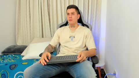 YEIKO ROMERO online show from December 12, 2024, 11:25 pm