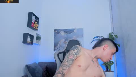 YEIKO ROMERO online show from September 21, 2025, 4:47 am