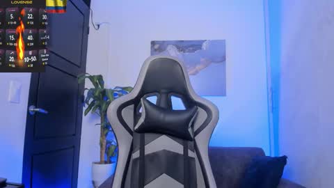 YEIKO ROMERO online show from November 1, 2025, 10:12 pm