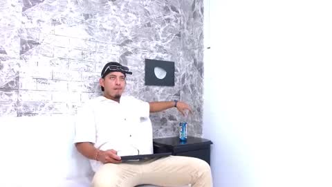 Snapshot of yeisonbrown chatting on November 3, 2025, 11:00 am Yeison online show from November 3, 2025, 11:00 am