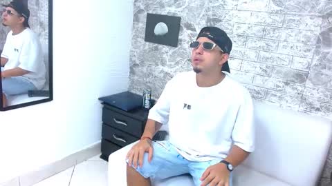 Snapshot of yeisonbrown chatting on November 5, 2025, 10:59 am Yeison online show from November 5, 2025, 10:59 am