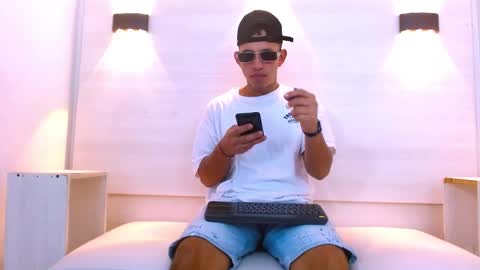 Snapshot of yeisonbrown chatting on November 14, 2025, 11:20 am Yeison online show from November 14, 2025, 11:20 am