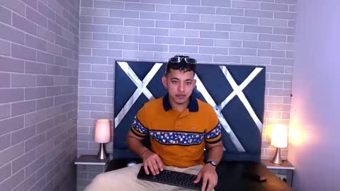 Snapshot of yeisonbrown chatting on November 22, 2025, 11:31 am Yeison online show from November 22, 2025, 11:31 am