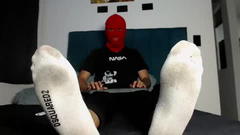 yeisongomezz online show from September 30, 2025, 3:44 am