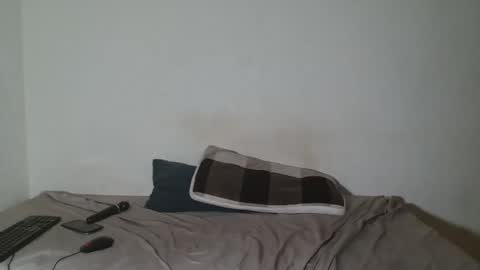 yellowmellow01 online show from March 24, 2026, 6:46 pm