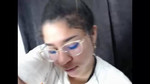 Snapshot of yelly_18 chatting on June 20, 2026, 3:53 am yelly online show from June 20, 2026, 3:53 am