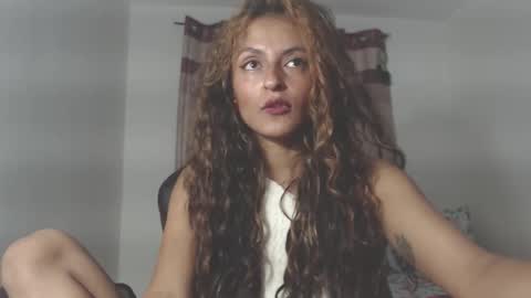 Snapshot of yemaya_28 chatting on March 21, 2026, 6:18 am Yemaya 28 online show from March 21, 2026, 6:18 am