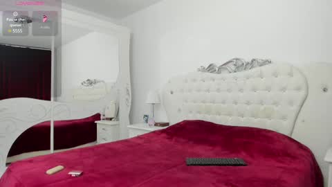 Snapshot of yennefer13 chatting on January 22, 2025, 8:38 pm yennefer13 online show from January 22, 2025, 8:38 pm