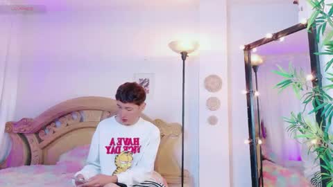yeremmy_twink online show from May 10, 2026, 4:12 pm
