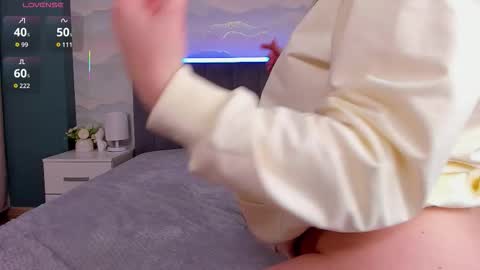 eva online show from October 9, 2025, 10:30 pm