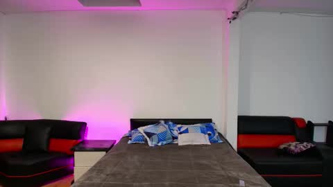 Snapshot of yesie_hot2 chatting on March 6, 2026, 1:35 am yesie_hot2 online show from March 6, 2026, 1:35 am