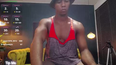Snapshot of yess_fit chatting on December 14, 2025, 9:14 am yess fit online show from December 14, 2025, 9:14 am