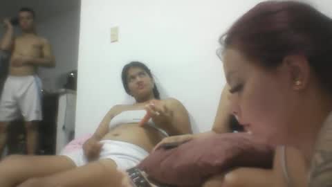 Snapshot of yessica_08 chatting on February 18, 2026, 1:34 am yessica and andres online show from February 18, 2026, 1:34 am