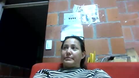 Snapshot of yessica_08 chatting on August 4, 2026, 4:48 am yessica and andres online show from August 4, 2026, 4:48 am