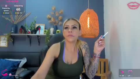 Snapshot of yessika_parker chatting on July 13, 2026, 8:50 am yessika_parker online show from July 13, 2026, 8:50 am