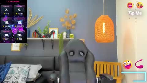 Snapshot of yessika_parker chatting on July 21, 2026, 8:49 am yessika_parker online show from July 21, 2026, 8:49 am